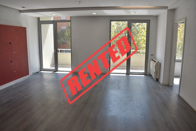 Office space for rent in Kavaja street in Tirana.
The office is located on the second floor of the 